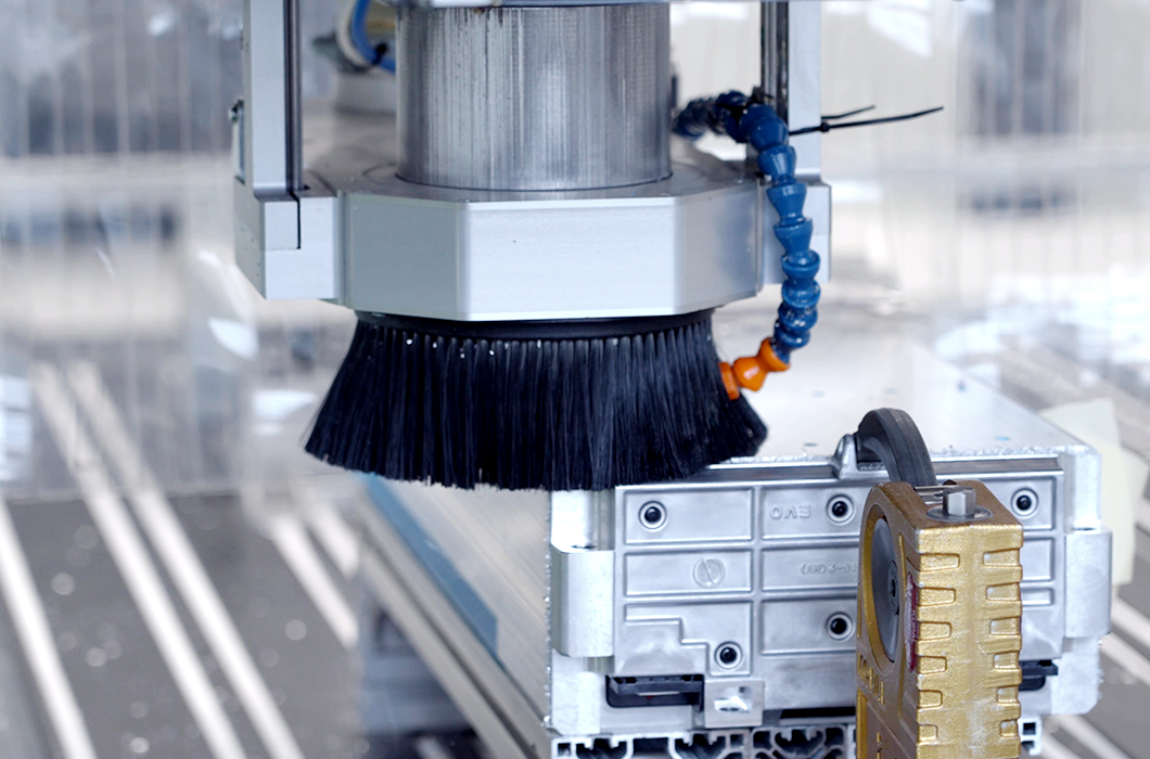 자동화된 기계의 브러시와 부품